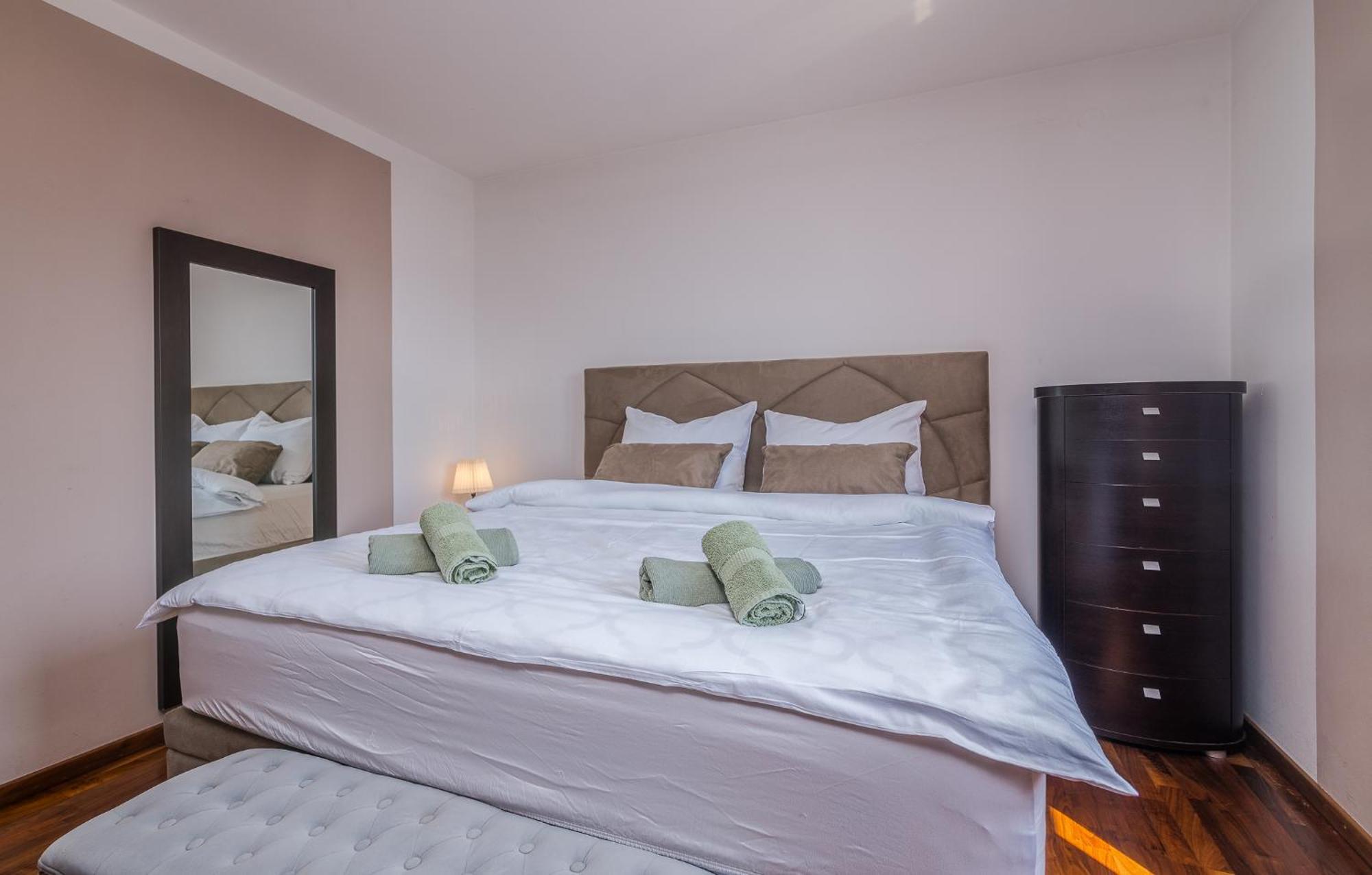Apartments Stella & Luna Đảo Krk Ngoại thất bức ảnh