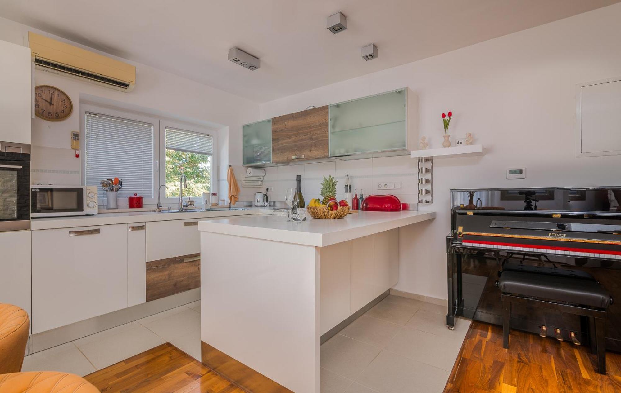 Apartments Stella & Luna Đảo Krk Ngoại thất bức ảnh