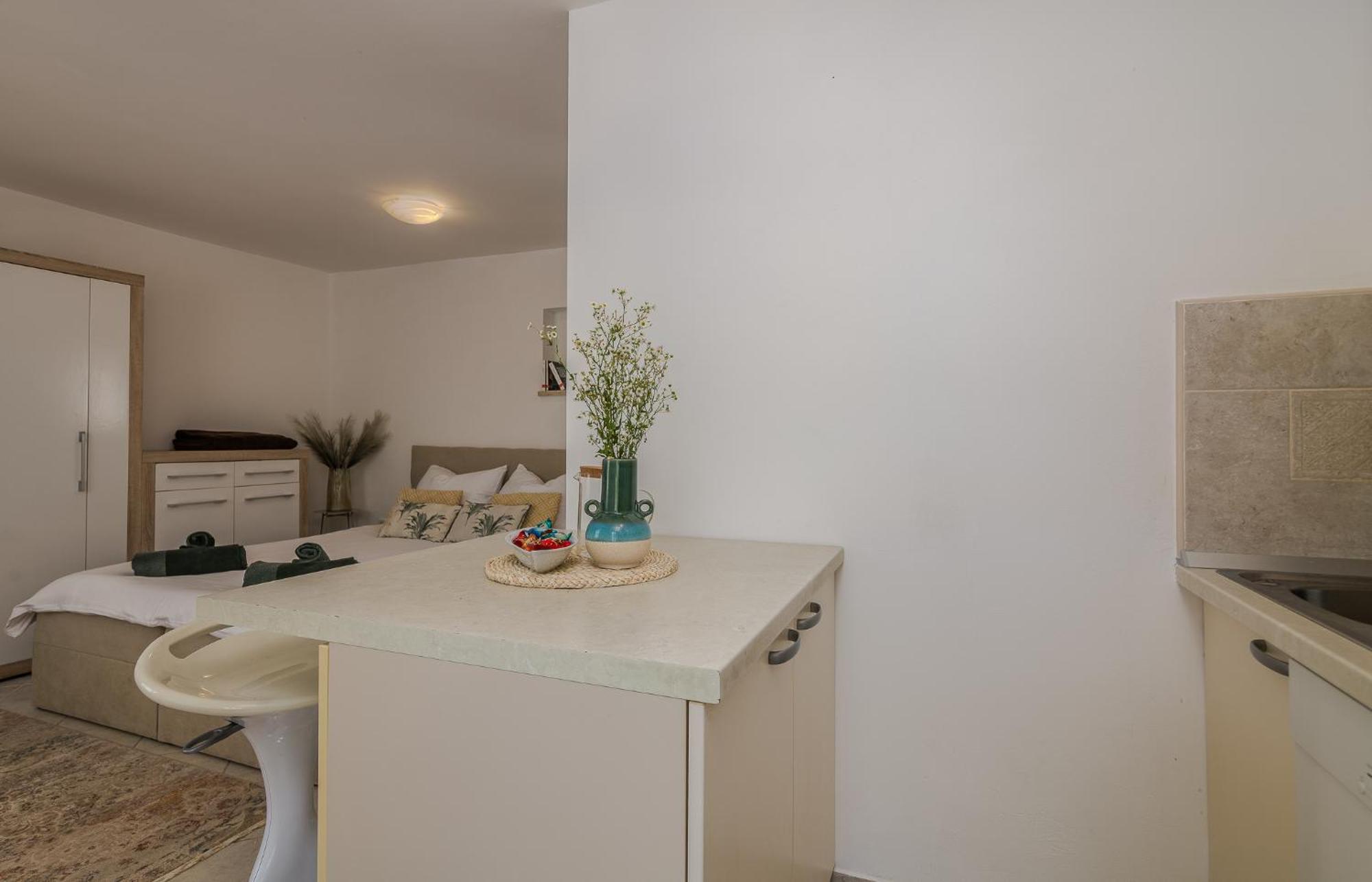 Apartments Stella & Luna Đảo Krk Ngoại thất bức ảnh